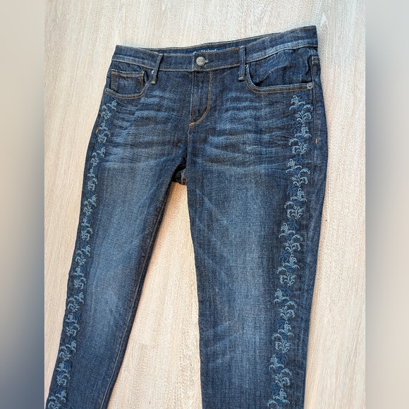 Driftwood Jeans Women's 32 Dark Blue Embroidered - Picture 2 of 10